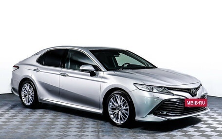 Toyota Camry, 2018 год, 3 049 000 рублей, 3 фотография