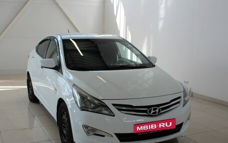 Hyundai Solaris II рестайлинг, 2015 год, 750 000 рублей, 3 фотография