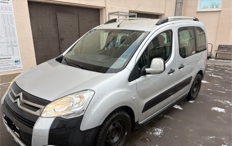 Citroen Berlingo II рестайлинг, 2011 год, 750 000 рублей, 1 фотография