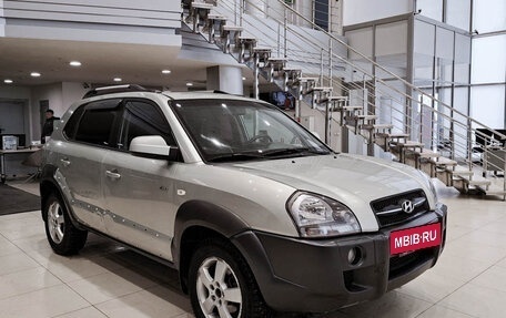 Hyundai Tucson III, 2007 год, 690 000 рублей, 3 фотография