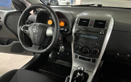 Toyota Corolla, 2011 год, 1 025 000 рублей, 12 фотография