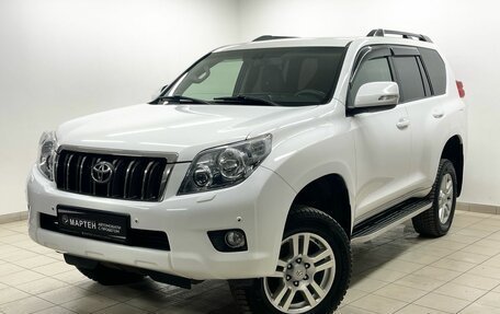 Toyota Land Cruiser Prado 150 рестайлинг 2, 2013 год, 3 277 000 рублей, 1 фотография