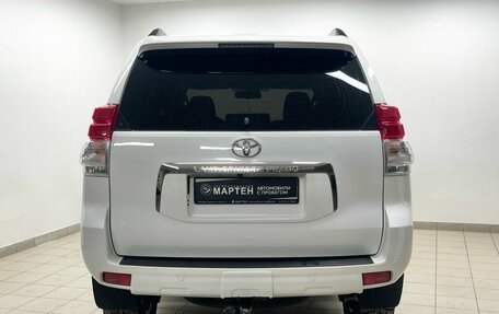 Toyota Land Cruiser Prado 150 рестайлинг 2, 2013 год, 3 277 000 рублей, 5 фотография