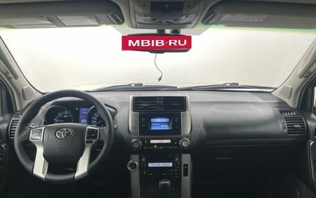 Toyota Land Cruiser Prado 150 рестайлинг 2, 2013 год, 3 277 000 рублей, 19 фотография