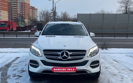 Mercedes-Benz GLE, 2016 год, 3 300 000 рублей, 2 фотография