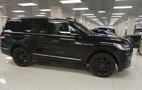 Lincoln Navigator, 2023 год, 14 800 000 рублей, 4 фотография