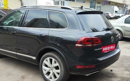 Volkswagen Touareg III, 2013 год, 2 350 000 рублей, 6 фотография