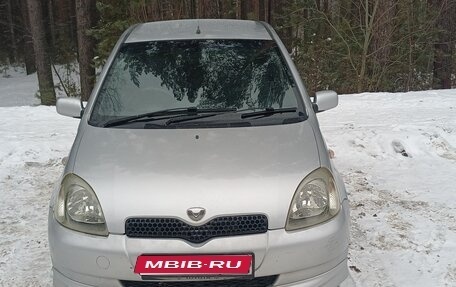 Toyota Vitz, 1999 год, 350 000 рублей, 1 фотография