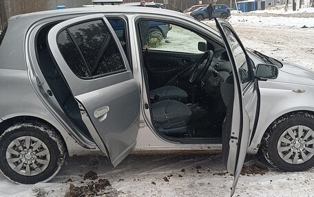 Toyota Vitz, 1999 год, 350 000 рублей, 10 фотография