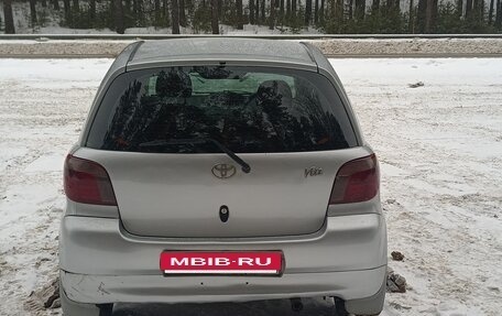 Toyota Vitz, 1999 год, 350 000 рублей, 3 фотография