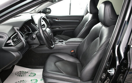 Toyota Camry, 2021 год, 3 599 000 рублей, 8 фотография