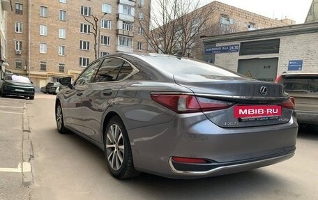 Lexus ES VII, 2019 год, 4 800 000 рублей, 7 фотография