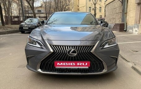 Lexus ES VII, 2019 год, 4 800 000 рублей, 2 фотография