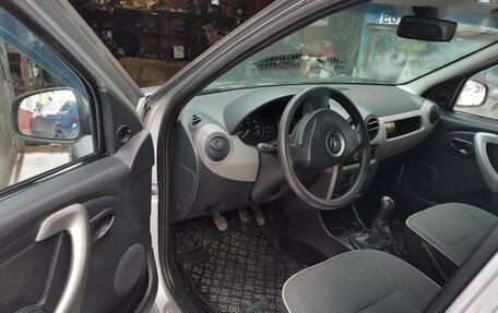 Renault Logan I, 2012 год, 545 000 рублей, 6 фотография