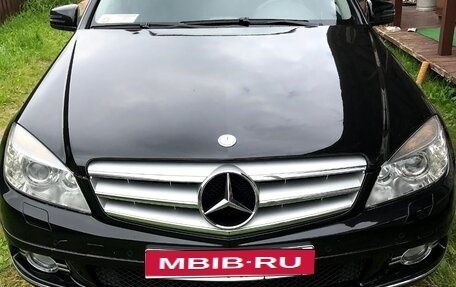 Mercedes-Benz C-Класс, 2010 год, 1 200 000 рублей, 1 фотография