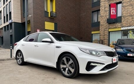 KIA Optima IV, 2019 год, 1 990 000 рублей, 3 фотография