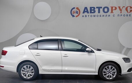 Volkswagen Jetta VI, 2011 год, 645 000 рублей, 5 фотография