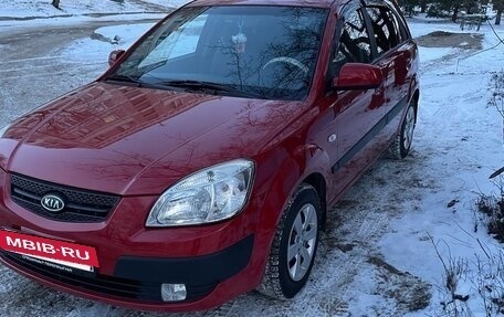 KIA Rio II, 2009 год, 650 000 рублей, 2 фотография