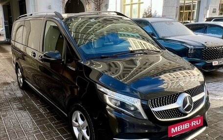 Mercedes-Benz V-Класс, 2019 год, 5 350 000 рублей, 6 фотография