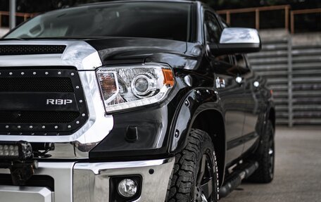 Toyota Tundra II, 2014 год, 5 500 000 рублей, 3 фотография