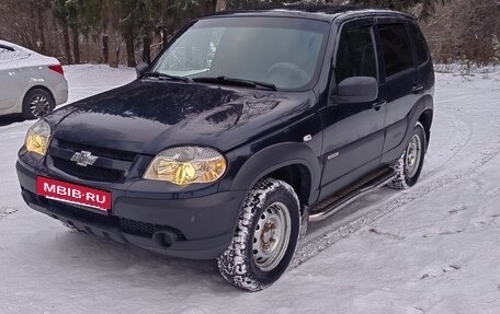 Chevrolet Niva I рестайлинг, 2016 год, 800 000 рублей, 3 фотография