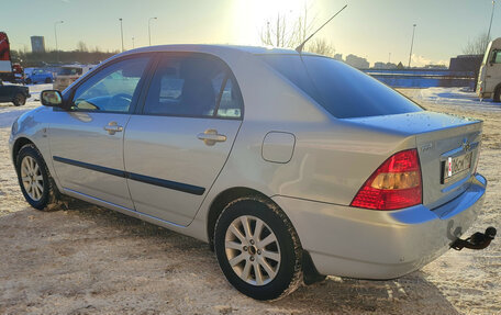 Toyota Corolla, 2003 год, 630 000 рублей, 4 фотография