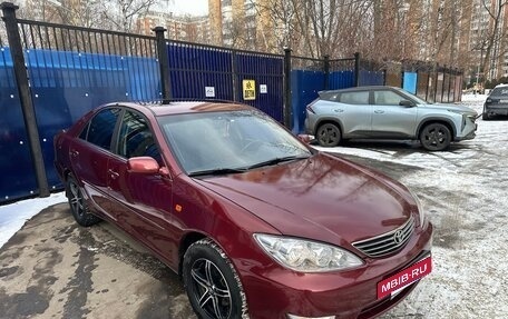 Toyota Camry V40, 2004 год, 1 200 000 рублей, 2 фотография