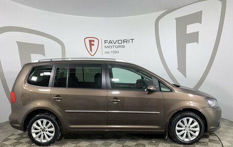 Volkswagen Touran III, 2012 год, 1 150 000 рублей, 4 фотография