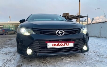 Toyota Camry, 2015 год, 2 750 000 рублей, 2 фотография