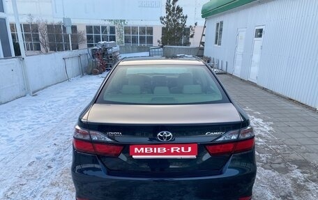 Toyota Camry, 2015 год, 2 750 000 рублей, 10 фотография