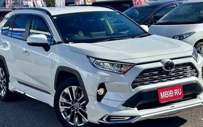 Toyota RAV4, 2021 год, 2 450 000 рублей, 1 фотография