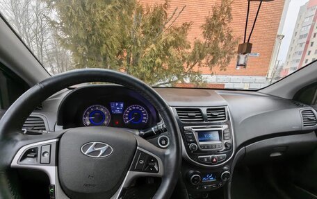 Hyundai Solaris II рестайлинг, 2014 год, 1 010 000 рублей, 6 фотография