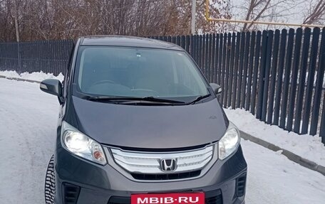 Honda Freed I, 2014 год, 1 330 000 рублей, 6 фотография