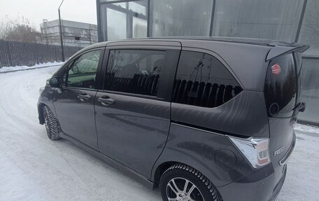 Honda Freed I, 2014 год, 1 330 000 рублей, 15 фотография