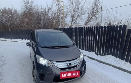 Honda Freed I, 2014 год, 1 330 000 рублей, 13 фотография