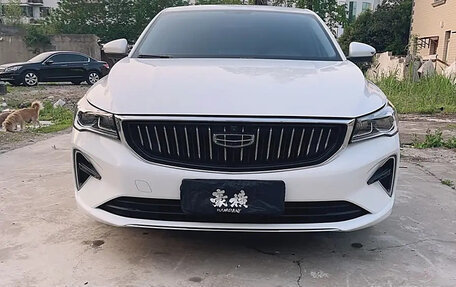 Geely Emgrand, 2022 год, 1 000 000 рублей, 2 фотография