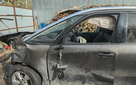 Citroen C4 Picasso II рестайлинг, 2017 год, 400 000 рублей, 14 фотография