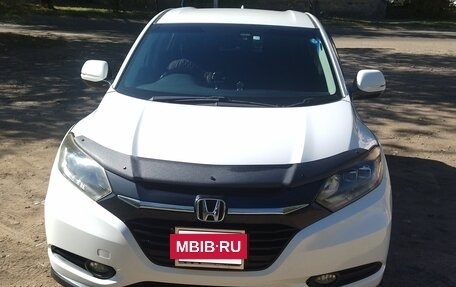 Honda Vezel, 2013 год, 1 750 000 рублей, 10 фотография