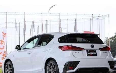 Lexus CT I рестайлинг, 2021 год, 1 850 000 рублей, 7 фотография