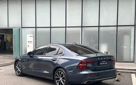 Volvo S60 III, 2021 год, 2 600 000 рублей, 6 фотография