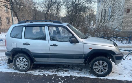 Chevrolet Niva I рестайлинг, 2004 год, 260 000 рублей, 5 фотография