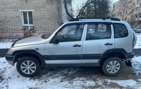 Chevrolet Niva I рестайлинг, 2004 год, 260 000 рублей, 2 фотография