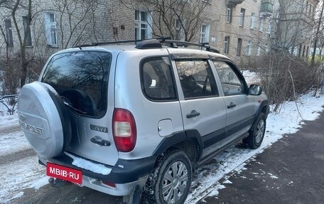 Chevrolet Niva I рестайлинг, 2004 год, 260 000 рублей, 4 фотография