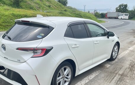 Toyota Corolla, 2018 год, 1 990 000 рублей, 4 фотография