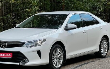 Toyota Camry, 2016 год, 2 150 000 рублей, 10 фотография