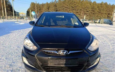 Hyundai Solaris II рестайлинг, 2012 год, 839 000 рублей, 2 фотография