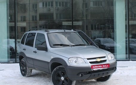 Chevrolet Niva I рестайлинг, 2014 год, 798 000 рублей, 3 фотография