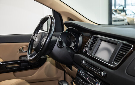 KIA Carnival III, 2018 год, 3 500 000 рублей, 18 фотография
