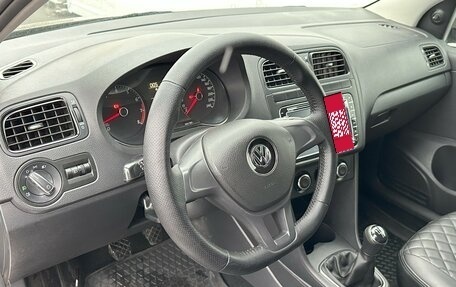 Volkswagen Polo VI (EU Market), 2015 год, 800 000 рублей, 11 фотография