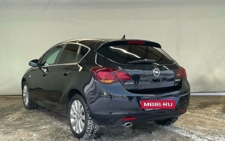 Opel Astra J, 2011 год, 790 000 рублей, 5 фотография